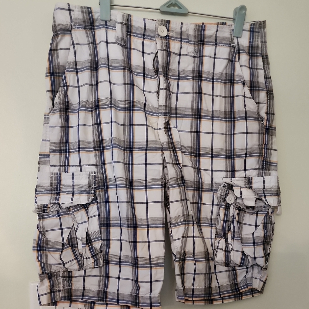 NWOT Urban Pipeline Men's Plaid Cargo Shorts 🛍